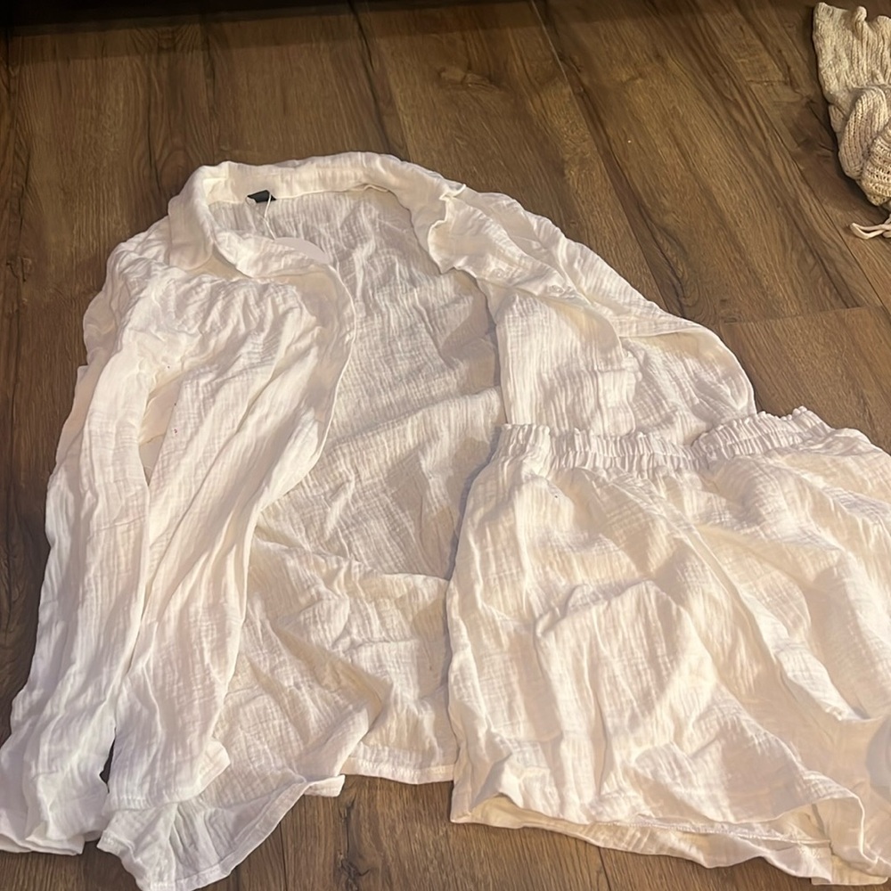White Linen Set